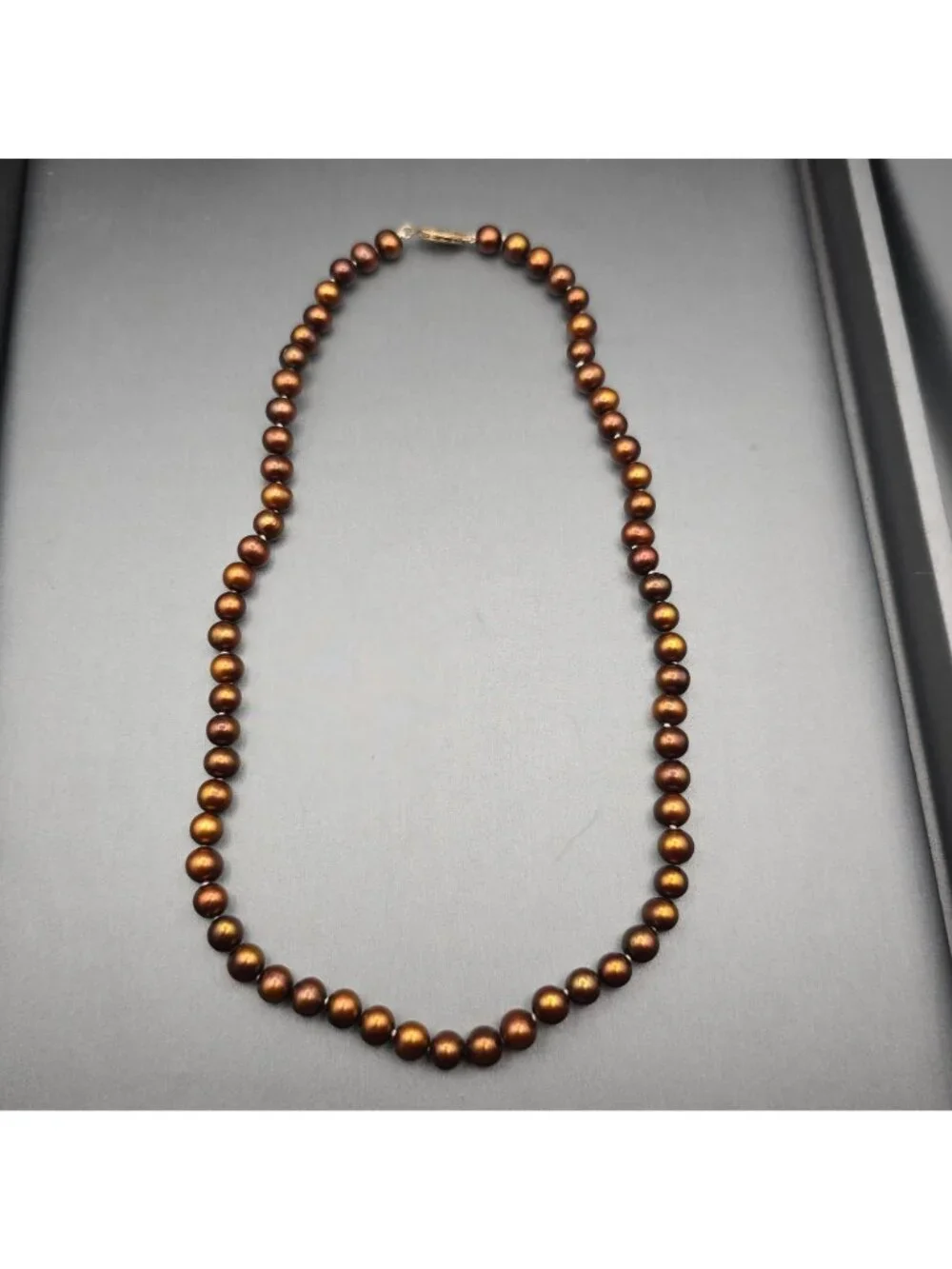 Vintage Bronze Cultured Pearl Necklace 10K Yellow Gold Clasp Hand Knotted 16" - Picture 7 of 10